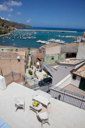 La TERRAZZA sul PORTO